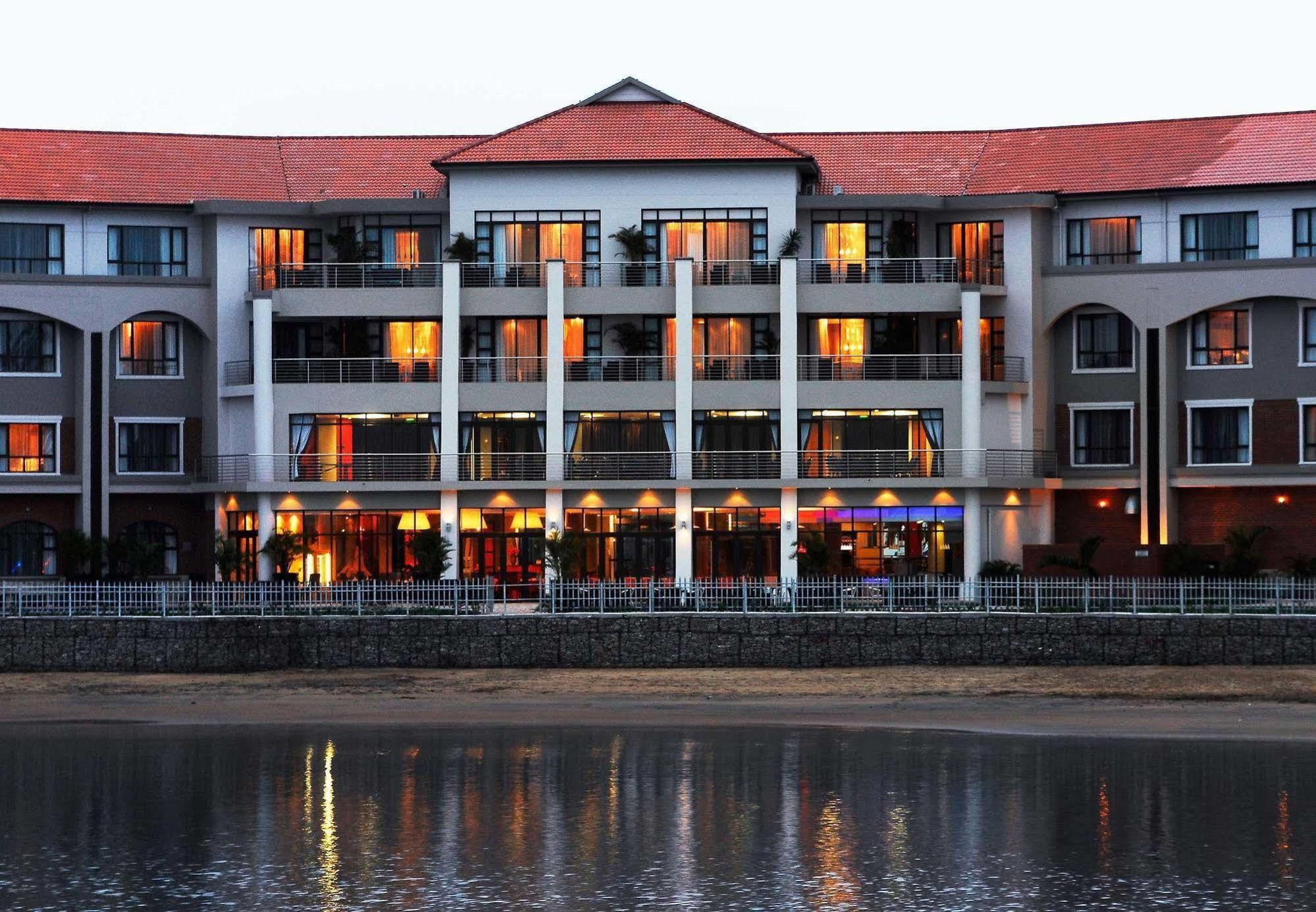 Bon Hotel Waterfront Richards Bay Exteriör bild